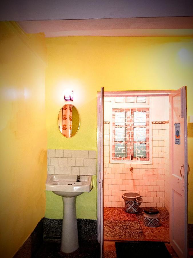 ダージリン Hidden Monkey Backpackers, Railway Station, Darjeelingホステル エクステリア 写真