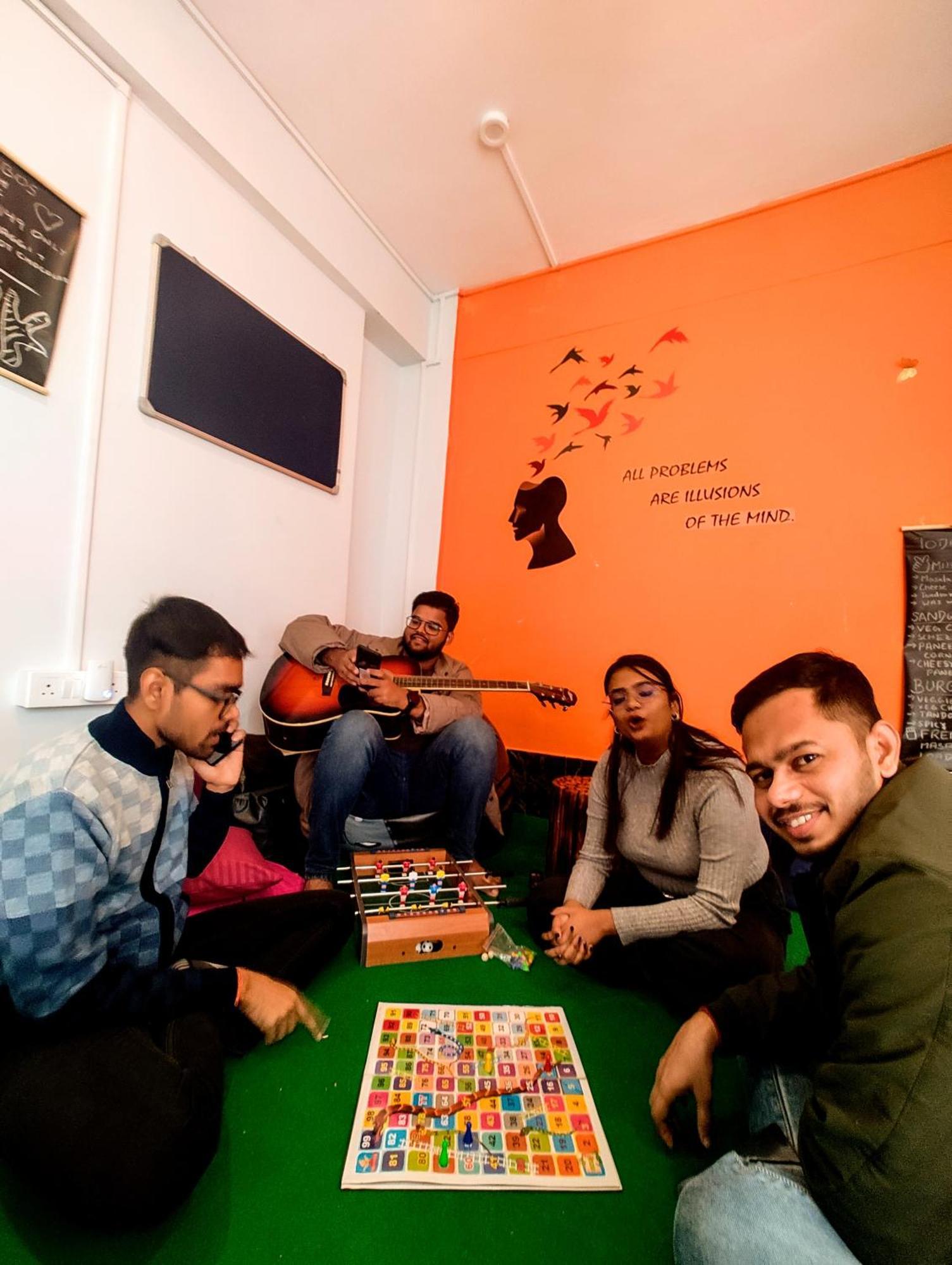 ダージリン Hidden Monkey Backpackers, Railway Station, Darjeelingホステル エクステリア 写真